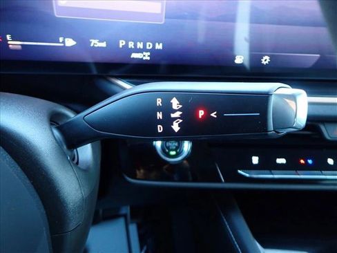 Used 2024 Buick Envision Sport Touring image 22