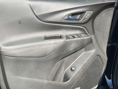 Used 2023 Chevrolet Equinox RS w/ RS Leather Package FWD image 19