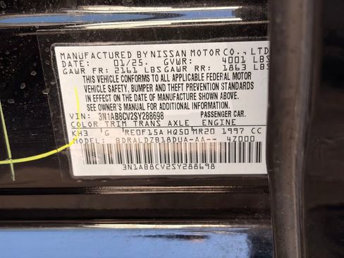 Certified 2025 Nissan Sentra SV FWD image 32
