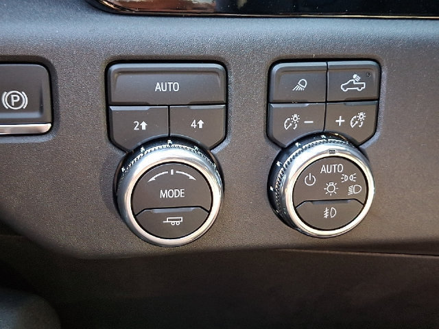 New 2026 GMC Sierra 1500 Elevation w/ Elevation Premium Package AWD/4WD image 19