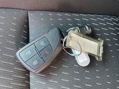 Used 2025 Chevrolet Equinox LT image 22