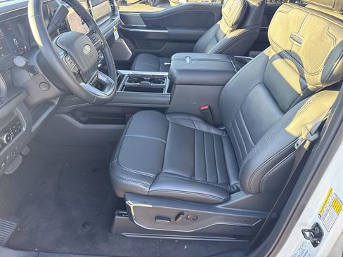 New 2026 Ford F250 Platinum image 9