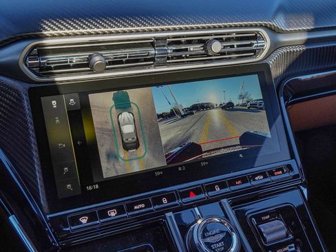 New 2026 Aston Martin V8 Vantage Roadster RWD image 23