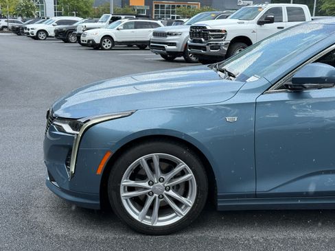 Used 2023 Cadillac CT4 Luxury RWD image 11