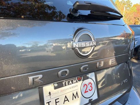 New 2026 Nissan Rogue SV image 14