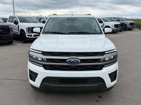Used 2024 Ford Expedition XLT image 24