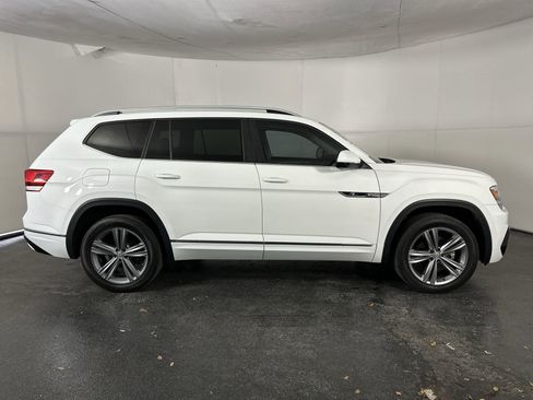 Used 2018 Volkswagen Atlas SE w/ R-Line Package image 13