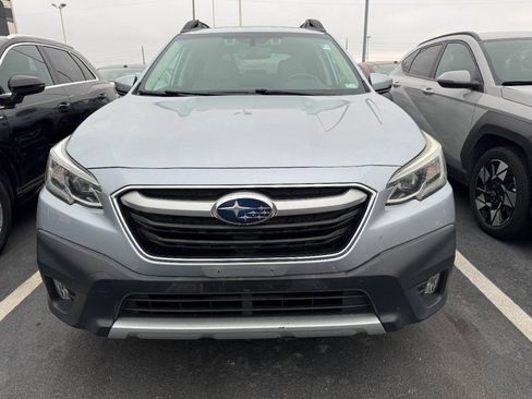 Used 2020 Subaru Outback Limited image 2