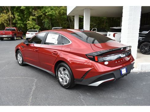New 2026 Hyundai Sonata SE image 3