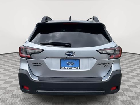 Used 2025 Subaru Outback Onyx Edition XT AWD/4WD image 7
