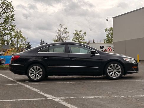Used 2010 Volkswagen CC Sport FWD image 6