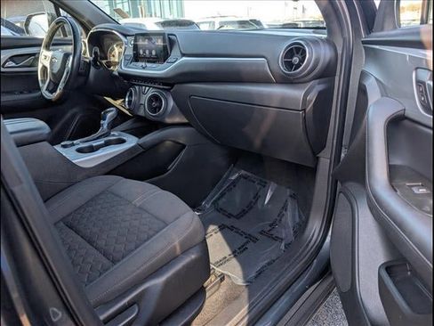 Used 2020 Chevrolet Blazer LT image 22