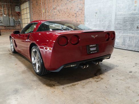 Used 2012 Chevrolet Corvette Coupe w/ Roof Package RWD image 12