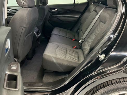 Used 2020 Chevrolet Equinox LT FWD image 22