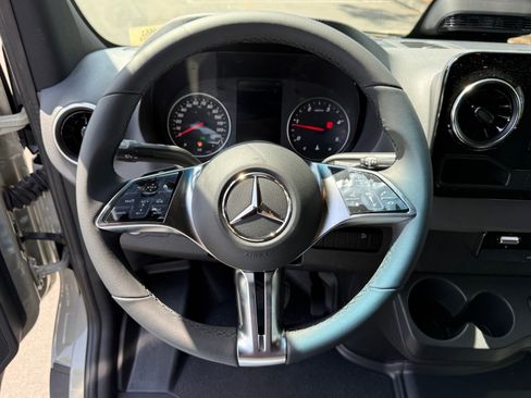 New 2026 Mercedes-Benz Sprinter 2500 image 25