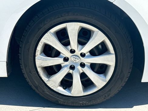 Used 2022 Toyota Corolla LE FWD image 10