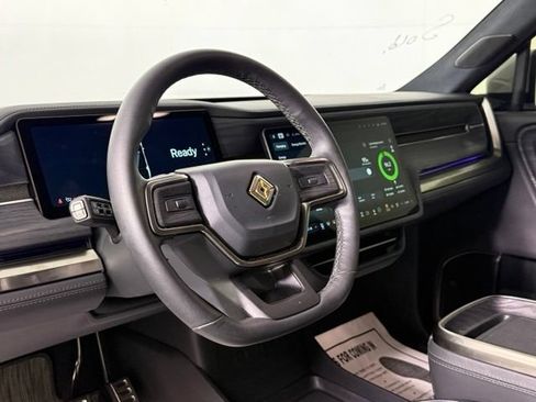 Used 2024 Rivian R1S Adventure AWD/4WD image 39