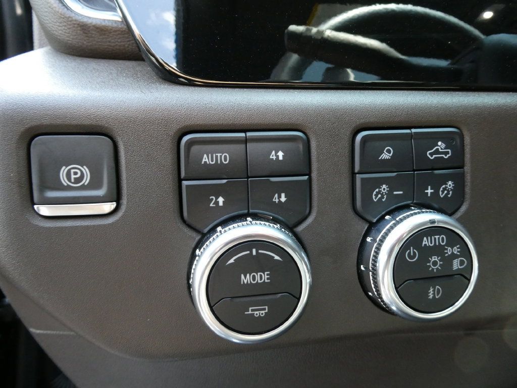Used 2024 GMC Sierra 1500 SLT w/ SLT Premium Plus Package AWD/4WD image 27