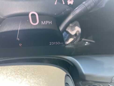 Used 2025 Buick Encore GX Preferred AWD/4WD image 35