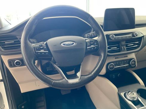 Used 2021 Ford Escape SEL AWD/4WD image 14