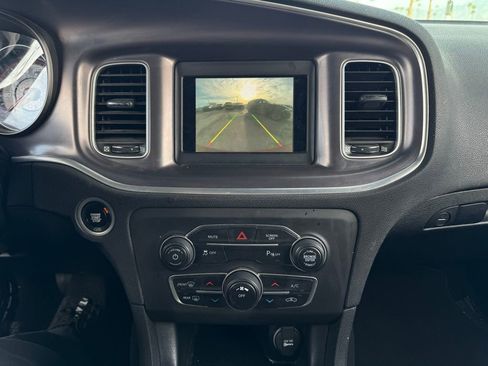 Used 2021 Dodge Charger SXT w/ Leather Interior Group image 9