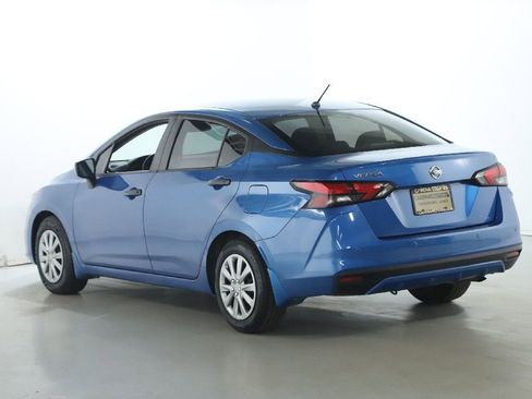 Used 2020 Nissan Versa S image 5