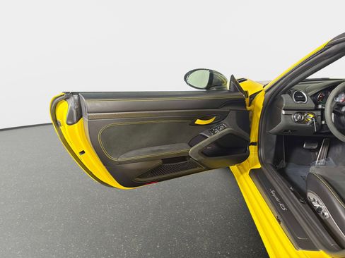 Used 2024 Porsche 718 Boxster Spyder RS w/ Weissach Package image 32