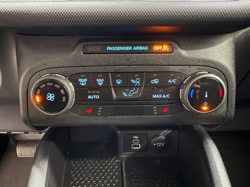 Used 2023 Ford Bronco Sport Badlands image 15