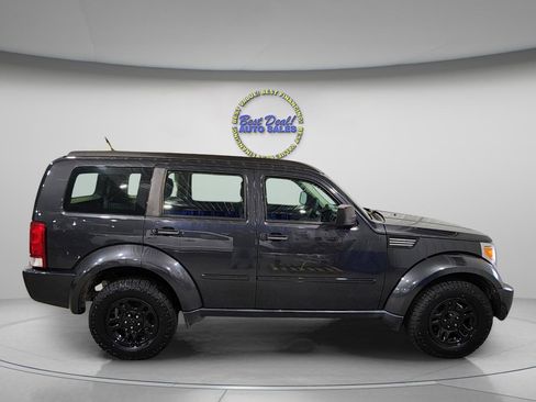 Used 2011 Dodge Nitro SE image 6