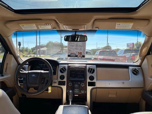 Used 2014 Ford F150 Lariat w/ Lariat Chrome Package RWD image 12