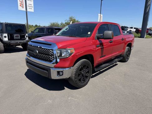 Used 2018 Toyota Tundra SR5 w/ SR5 Upgrade Package RWD image 4