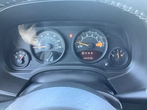 Used 2014 Jeep Patriot High Altitude FWD image 27