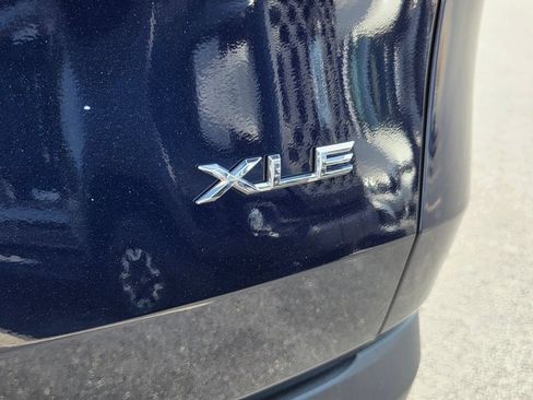 Certified 2025 Toyota Grand Highlander FWD image 11