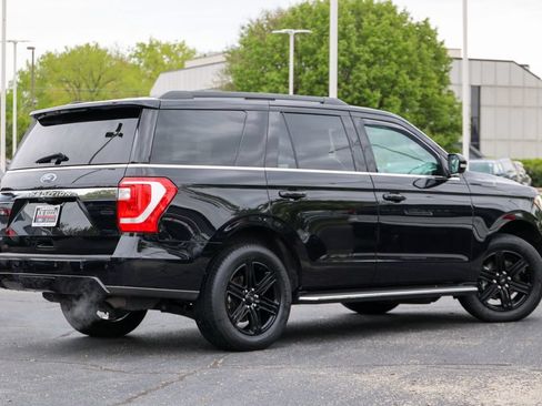 Used 2021 Ford Expedition XLT AWD/4WD image 3