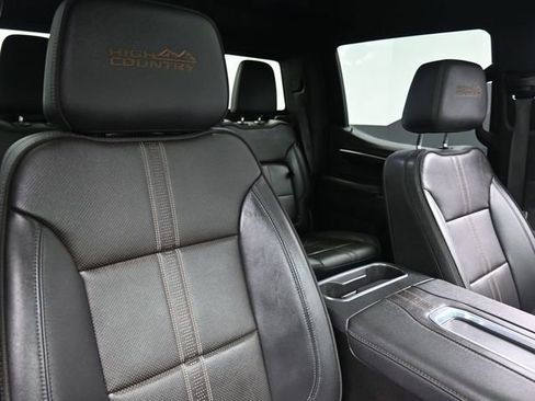 Used 2022 Chevrolet Silverado 1500 High Country w/ High Country Premium Package image 27