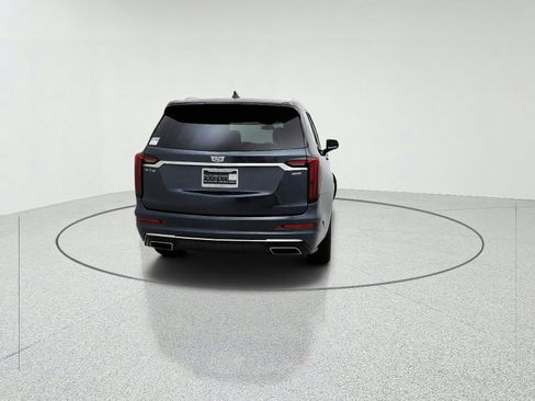 Used 2020 Cadillac XT6 Premium Luxury w/ LPO, Floor Liner Package FWD image 10