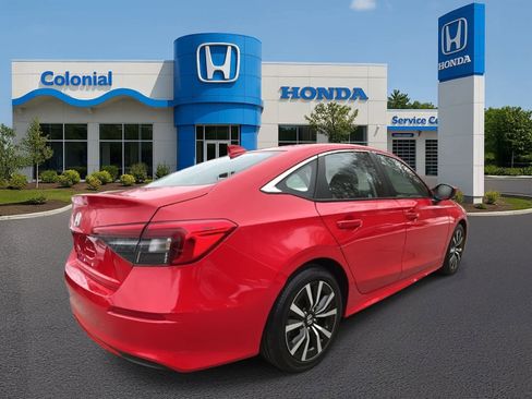 Used 2024 Honda Civic EX image 5