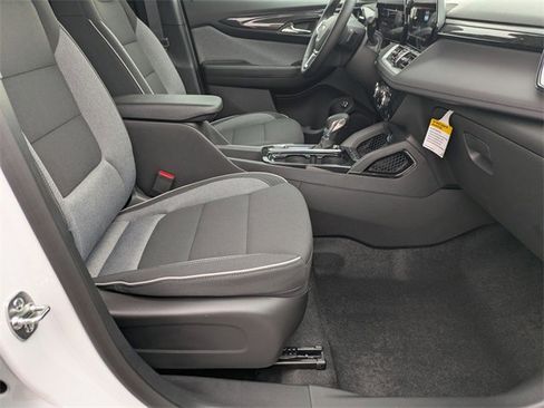 New 2026 Chevrolet TrailBlazer LT w/ Convenience Package image 36