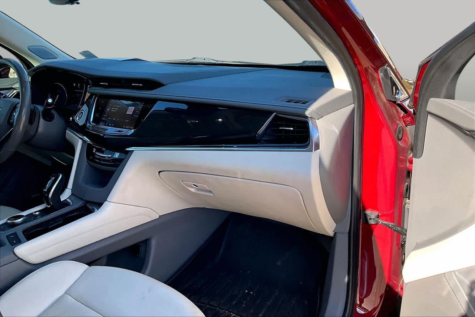 Used 2020 Cadillac XT6 Premium Luxury FWD image 18