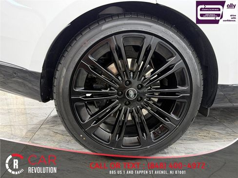 Used 2022 Land Rover Range Rover Long Wheelbase SE AWD/4WD image 9