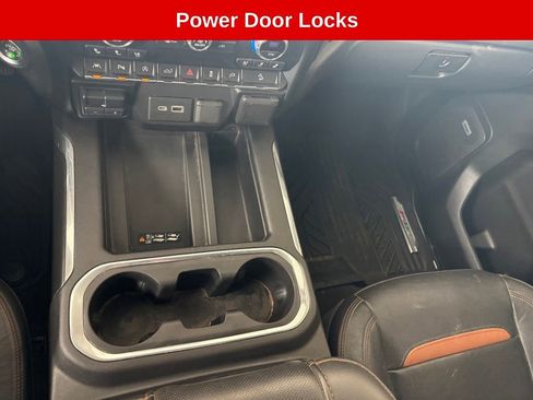 Used 2020 GMC Sierra 1500 AT4 w/ AT4 Preferred Package AWD/4WD image 24