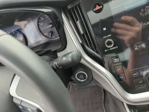 Used 2025 Subaru Legacy Premium image 24