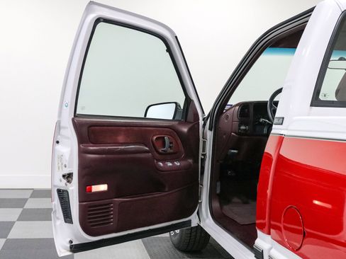 Used 1997 GMC Sierra 1500 2WD Regular Cab w/ Marketing Option Pkg 3 image 12