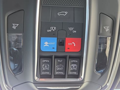 New 2026 Jeep Grand Cherokee Limited w/ Limited Altitude Package image 30