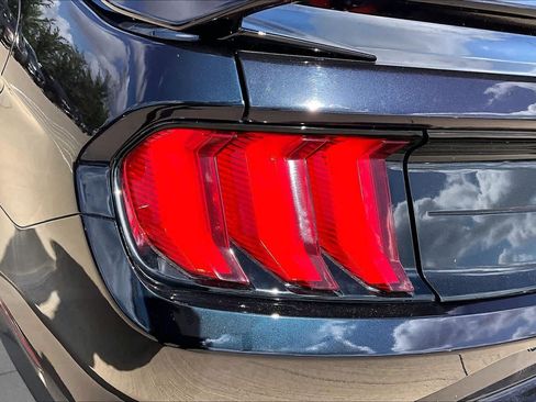 Used 2022 Ford Mustang GT Premium w/ Equipment Group 401A RWD image 26