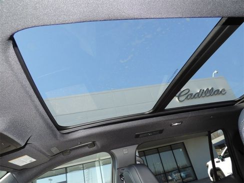 New 2026 Buick Enclave Avenir w/ Super Cruise Package image 9