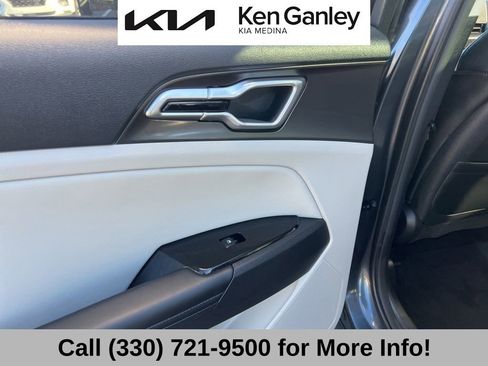Certified 2025 Kia Sportage EX w/ Premium Package image 48