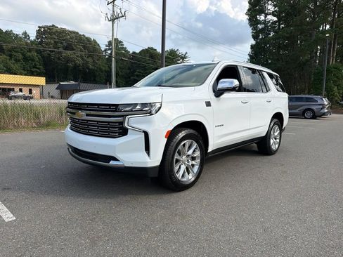 Used 2021 Chevrolet Tahoe Premier w/ Premium Package AWD/4WD image 2