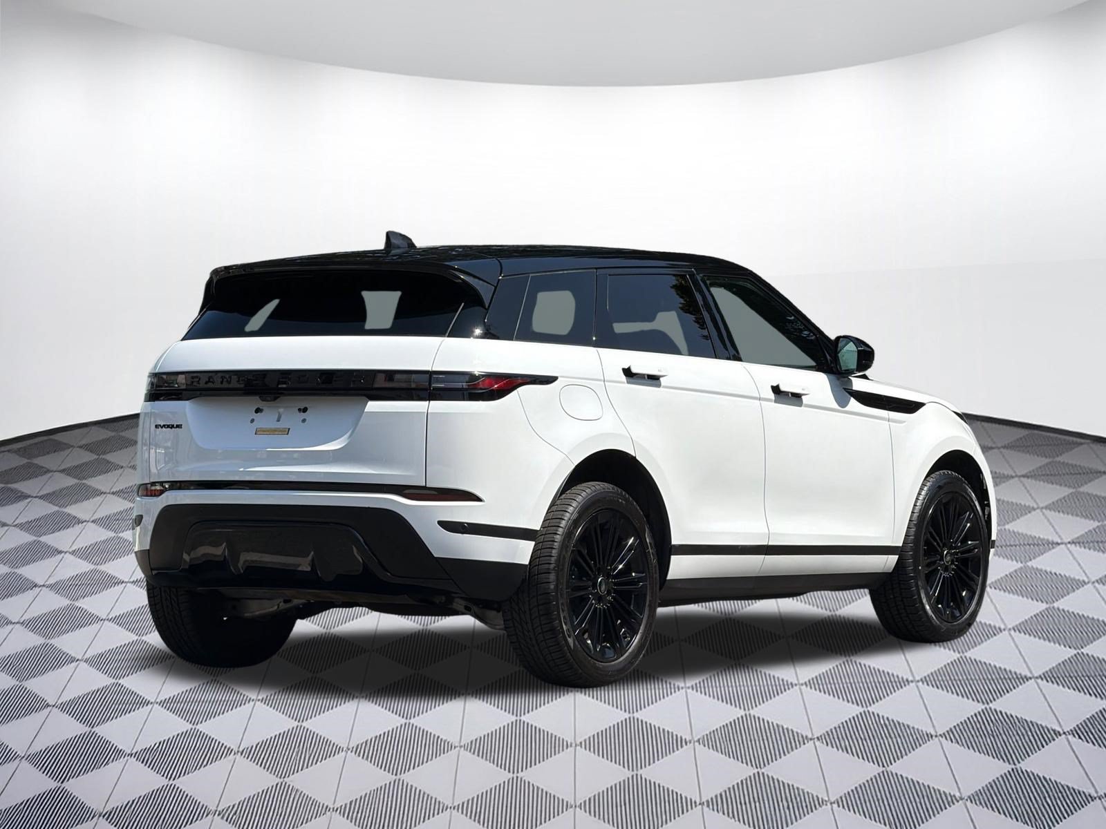 Used 2024 Land Rover Range Rover Evoque S AWD/4WD image 9