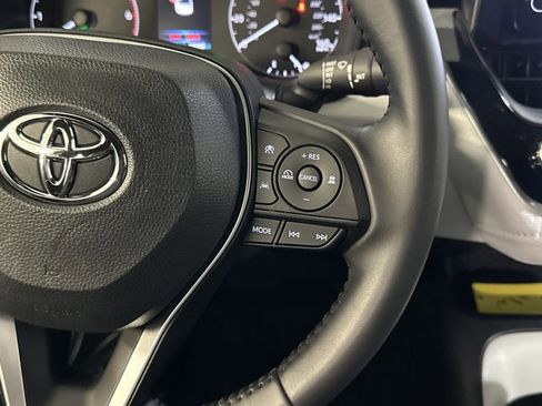 Used 2023 Toyota Corolla SE image 30